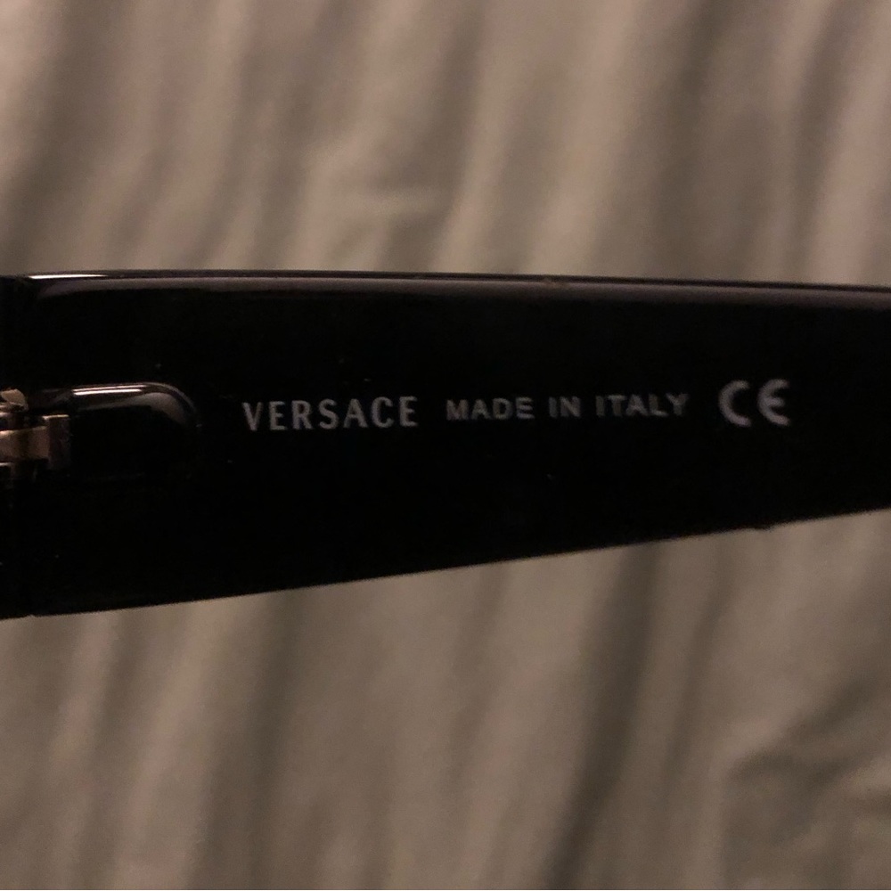 Versace sunglasses - Picture 4 of 5
